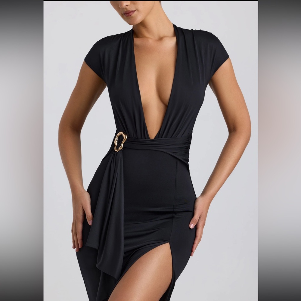 OH POLLY- NWT- Slinky Jersey Plunge Hardware Detail Maxi
Dress in Black-SIZE 8 - Picture 6 of 6